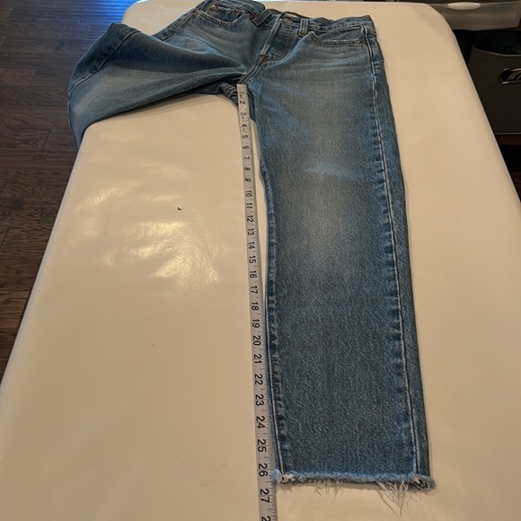Levi’s Premium Denim Wedgie High Rise 24 - Picture 7 of 16